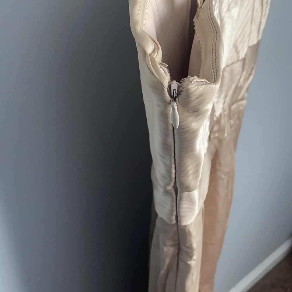 BCBG ladies cuz one shoulder dress - Picture 5 of 6